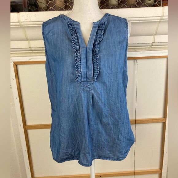Talbots Blue chambray Sleeveless Ruffle accent Vneck Blouse - Picture 2 of 6